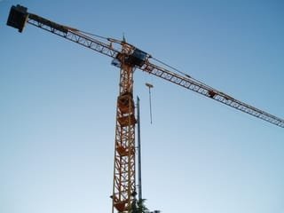 Deprem Sonrası Yeniden Yapılanmada Vinç ve Manlift Filolarının Rolü - Makina Gündem
