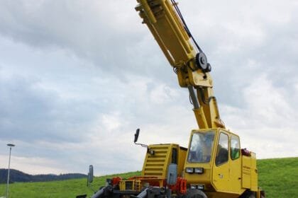 Kira mı Satın Alma mı? İşletmeler İçin Maliyet Karşılaştırması - Makina Gündem