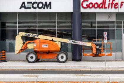 JLG Lift eklemli manlift - Makina Gündem
