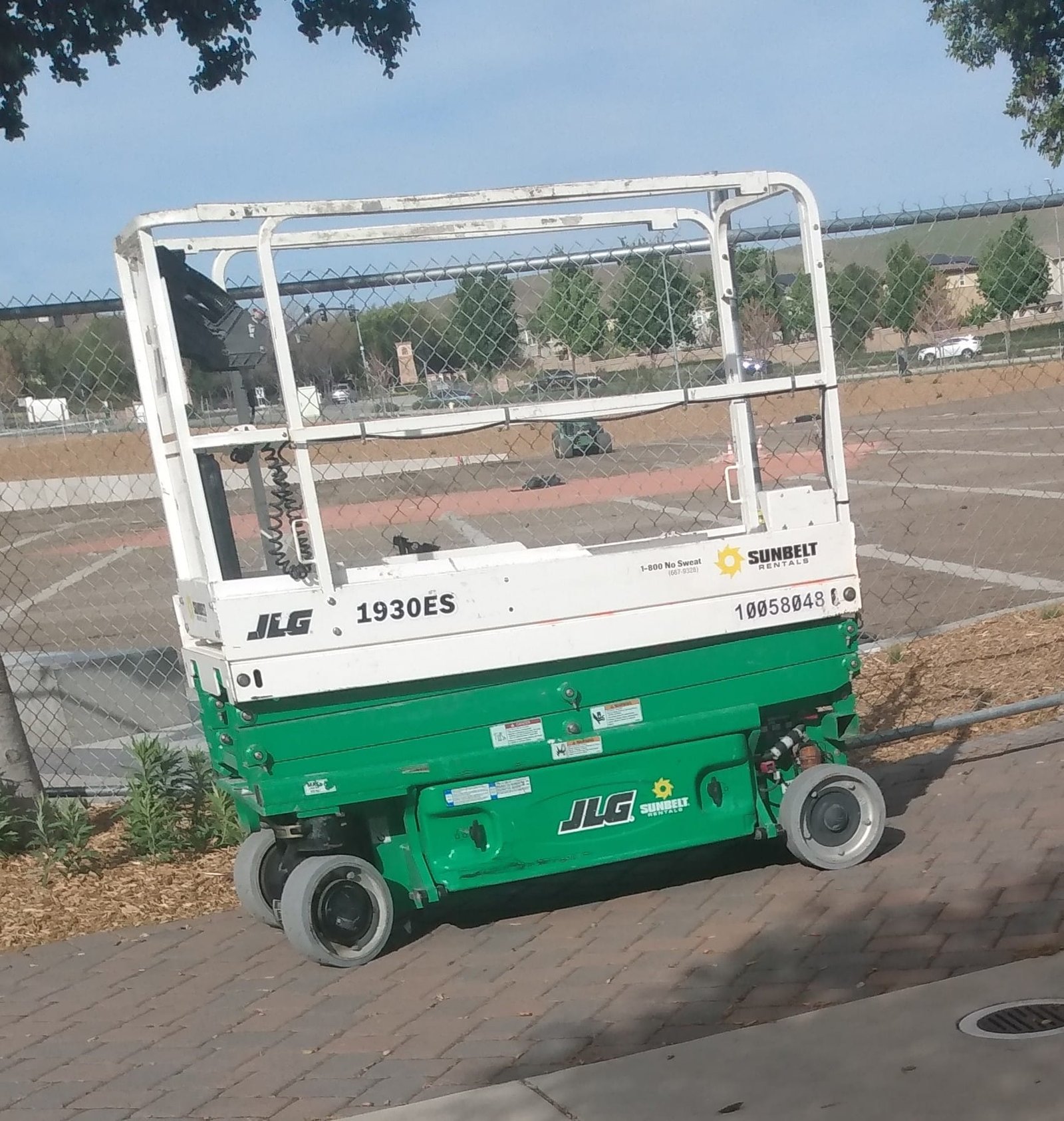 JLG makasli platform - Makina Gündem